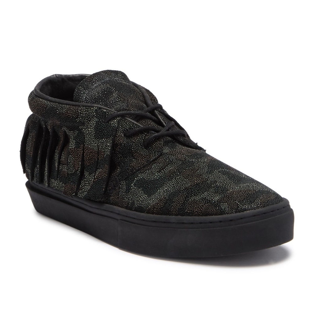 Clearweather One-O-One Fringe Sneaker Camo Stingra
